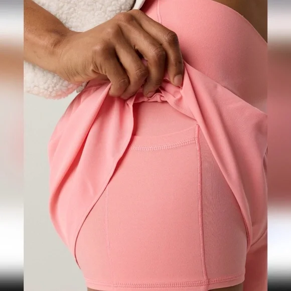 Aerie Crossover Flowy Stretch Shorts - Picture 4 of 8